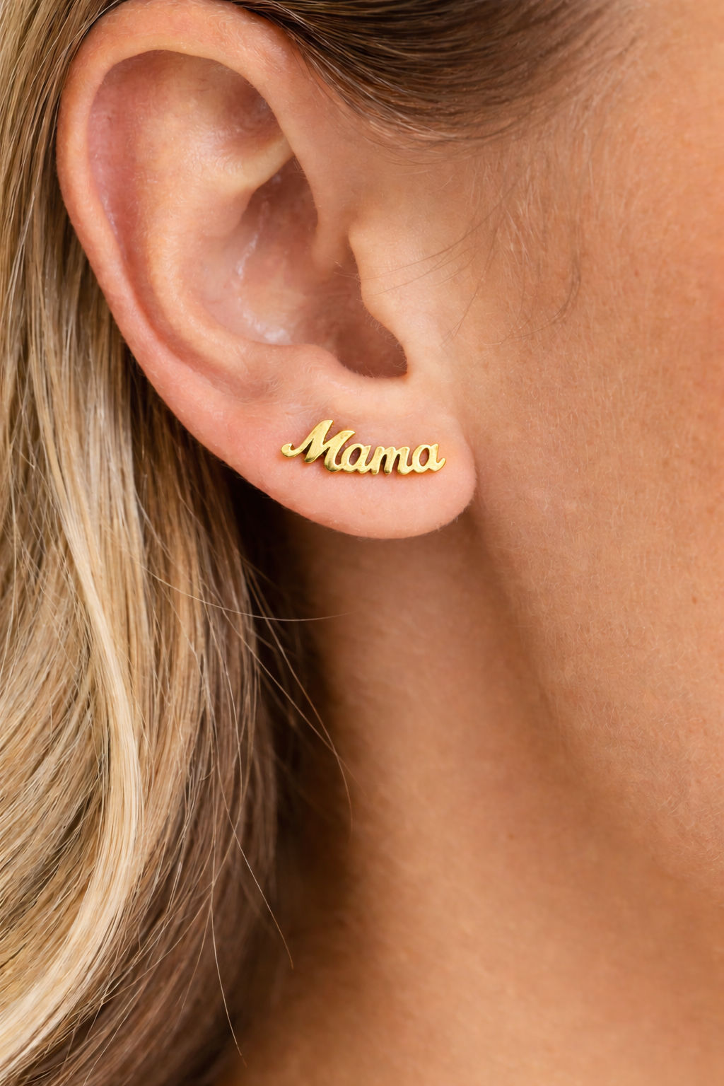 Mama Studs