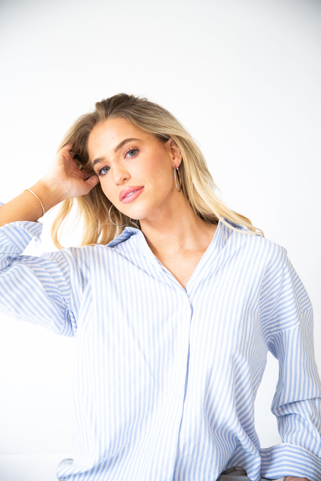 The Holly Hoop Earrings - Silver , 1.5 Inch